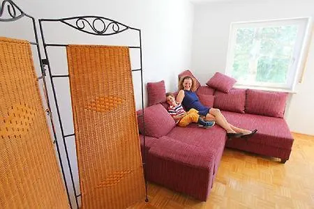 Grosse Fewo -- Haus Wald Und Wiesenblick --- Auch Fuer Handwerker Apartament